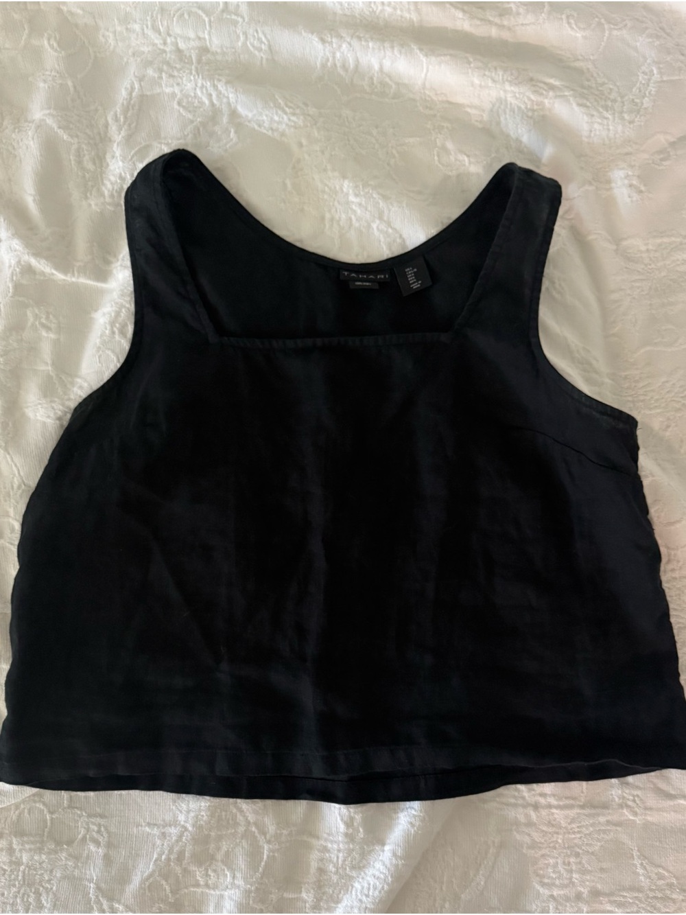 Linen Square-Neck Crop Tank Top in Black -Tahari